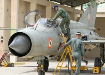 दुश्मन के छक्के छुड़ाने वाले MIG-21 फाइटर जेट की आज विदाई, एयर फोर्स के लिए एक भावुक क्षण
