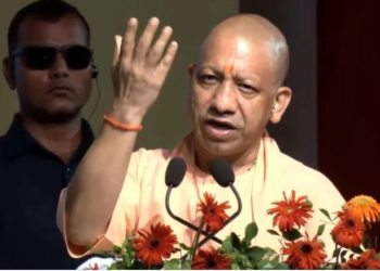 संत कबीर के नाम पर UP में स्थापित होंगे वस्त्र एवं परिधान पार्क… CM योगी आदित्यनाथ का ऐलान