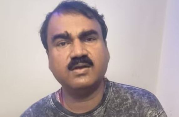 मुंबई बम धमकी मामले में नोएडा से कथित ज्योतिषी गिरफ्तार, लश्कर-ए-जिहादी से जुड़ा होने का किया था दावा