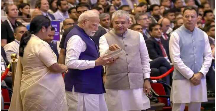 सेमीकॉन इंडिया 2025: पीएम मोदी ने किया उद्घाटन, बोले- भारत के साथ सेमीकंडक्टर में भविष्य बनाने को दुनिया तैयार