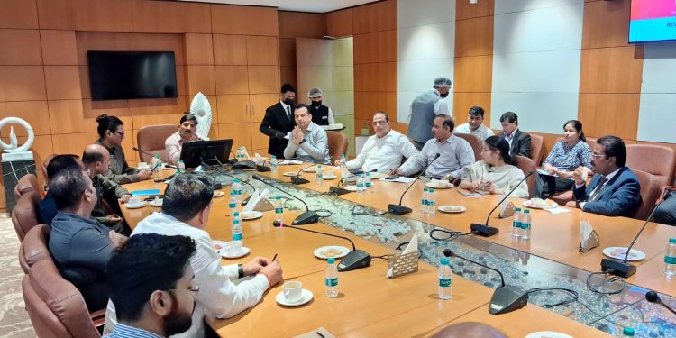 यूपी इंटरनेशनल ट्रेड शो-2025 की तैयारियों में जुटा जिला प्रशासन, 25 सितंबर से होगा आयोजन