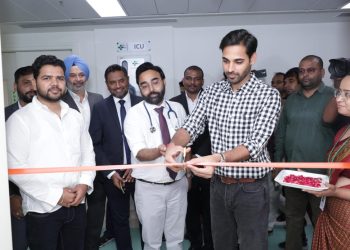 क्रिकेटर भुवनेश्वर कुमार ने किया फोर्टिस ग्रेटर नोएडा में अत्याधुनिक पीआईसीयू का उद्घाटन
