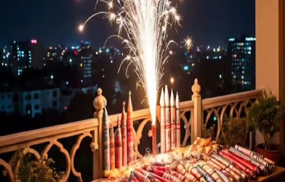 ग्रेनो वेस्ट की सोसाइटियों में आतिशबाजी पर सख्ती, इन जगहों पर पटाखे जलाने पर रोक