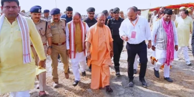 ‘मिनी कुंभ’ जैसा मनाया जाएगा गढ़मुक्तेश्वर मेला…CM योगी ने लिया तैयारियों का जायजा और दिया निर्देश