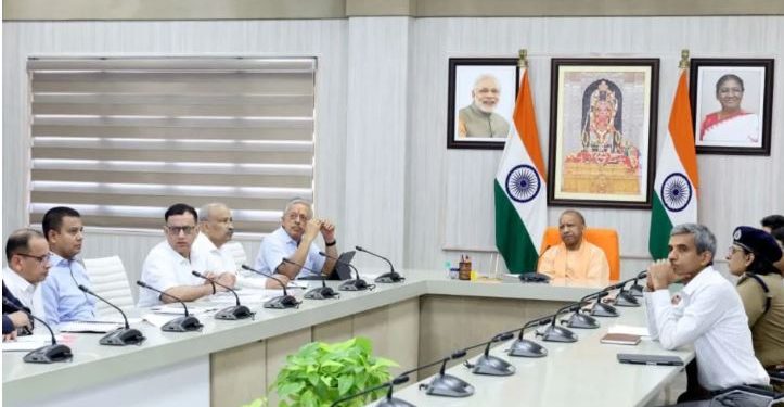UP में एक्सप्रेस-वे पर खुलेगी फायर चौकी, हर 100KM पर तैनात होगी एक टीम; गाड़ियों में झटपट बुझेगी आग!
