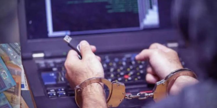 इंटरनेशनल गैंग, डिजिटल अरेस्ट और करोड़ों की ठगी… बागपत से 8 साइबर जालसाज अरेस्ट, सरगना दुबई में बैठा