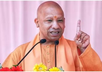 उत्तर प्रदेश के सीएम योगी ने इन अधिकारियों की बढ़ाई पावर, 30 साल बाद किया बदलाव, प्रोजेक्ट में आएगी तेजी