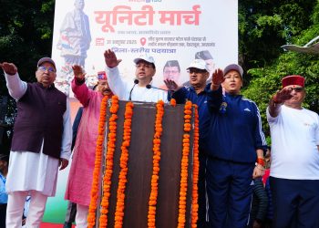 सीएम धामी ने किया यूनिटी मार्च वॉकथॉन का शुभारंभ, लौह पुरुष को दी श्रद्धांजलि