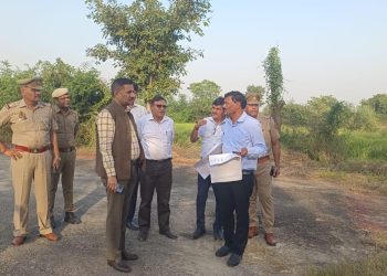 यमुना प्राधिकरण की 60 मीटर रोड परियोजना का सीईओ ने किया निरीक्षण, जल्द पूरा होगा निर्माण कार्य