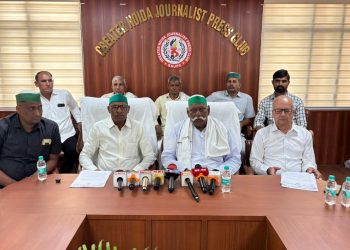 ग्रेटर नोएडा में बीकेयू (अराजनीतिक) ने किया प्राधिकरणों के भ्रष्टाचार का पर्दाफाश, बड़े आंदोलन की चेतावनी