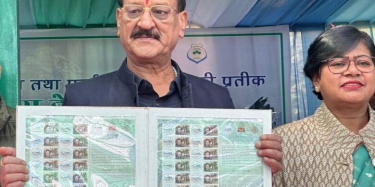 चिपको आंदोलन की प्रणेता गौरा देवी की 100वीं जयंती, सम्मान में डाक विभाग ने जारी किया Customized My Stamp