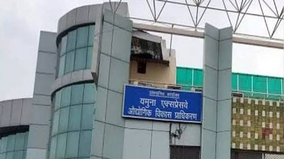 18 गांव के किसानों की अधिग्रहित जमीन यमुना प्राधिकरण के नाम होगी दर्ज, दाखिल खारिज के बाद 3695 बदल जाएंगे रिकॉर्ड