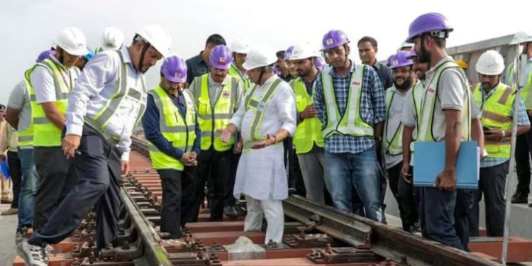 पीएम मोदी का गुजरात दौरा आज, बुलेट ट्रेन स्टेशन का करेंगे निरीक्षण