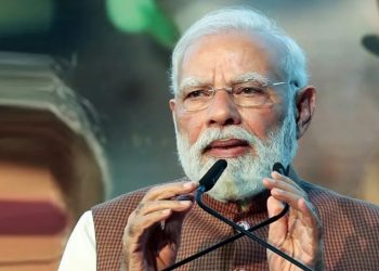 पुट्टपर्थी में सत्य साईं के शताब्दी समारोह में शामिल हुए प्रधानमंत्री; CM नायडू ने किया सम्मान