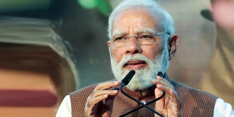 पुट्टपर्थी में सत्य साईं के शताब्दी समारोह में शामिल हुए प्रधानमंत्री; CM नायडू ने किया सम्मान