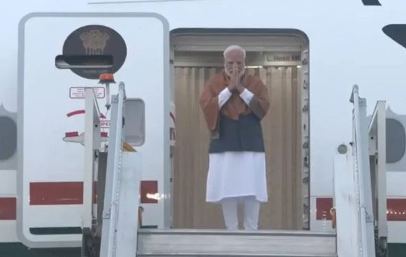 दक्षिण अफ्रीका में जी-20 शिखर सम्मेलन में भाग लेने के बाद स्वदेश लौटे पीएम मोदी