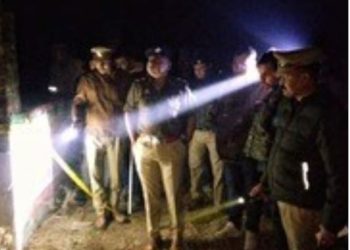 मुरादाबाद में दो इनामी बदमाश ‘टिड्डा’ और दीनू मुठभेड़ में ढेर, SSP सतपाल अंतिल के बुलेट प्रूफ जैकेट में लगी गोली