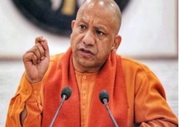 UP में 2 IAS और 8 PCS अधिकारियों का तबादला, अरविंद कुमार मिश्रा बने नोएडा के नए SDM