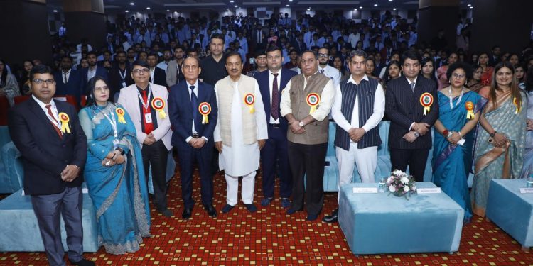 एचआईएमटी ग्रुप ऑफ इंस्टीट्यूशन्स ने मनाया 27वां स्थापना दिवस, शिक्षा—नवाचार—शोध पर किया नया संकल्प