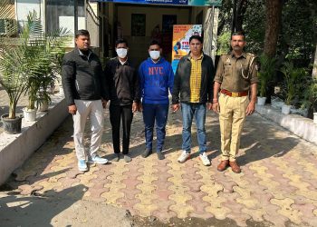 शेयर मार्केट में निवेश का झांसा देकर 5.6 करोड़ की ठगी, साइबर क्राइम थाना पुलिस ने मेरठ के दो आरोपियों को किया गिरफ्तार