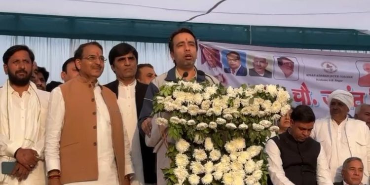 ग्रेटर नोएडा के दनकौर को मिली बड़ी सौगात: केंद्रीय मंत्री जयंत चौधरी ने किया इंडोर स्टेडियम का शिलान्यास, खेल और रोजगार के नए अवसर खुलेंगे