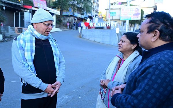 रानीखेत में मॉर्निंग वॉक पर निकले सीएम धामी, सरकार के कार्यों का लिया फीडबैक