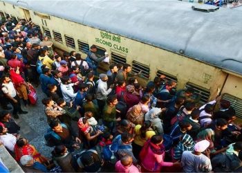 रेल यात्रियों को आज से जेब ज्यादा ढीली करनी होगी, लागू हुआ बढ़ा किराया, जानें सबकुछ