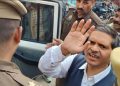 ‘पूर्व IPS अमिताभ ठाकुर के साथ जबरदस्ती, शरीर पर चोटें’, शिकायत पर कोर्ट ने SP से 10 दिन में मांगी रिपोर्ट