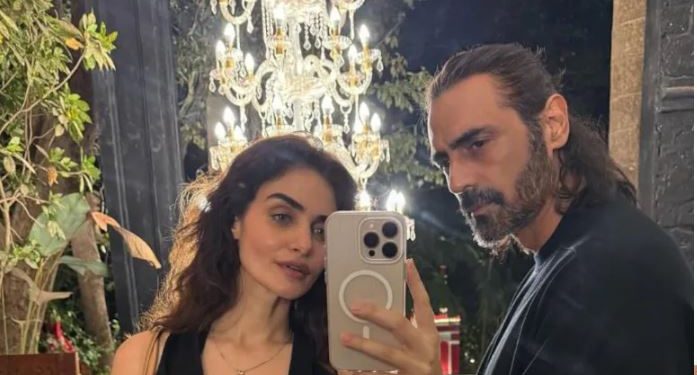 Dhurandhar एक्टर अर्जुन रामपाल ने की सगाई, बिना शादी के हैं 2 बच्चों के पिता