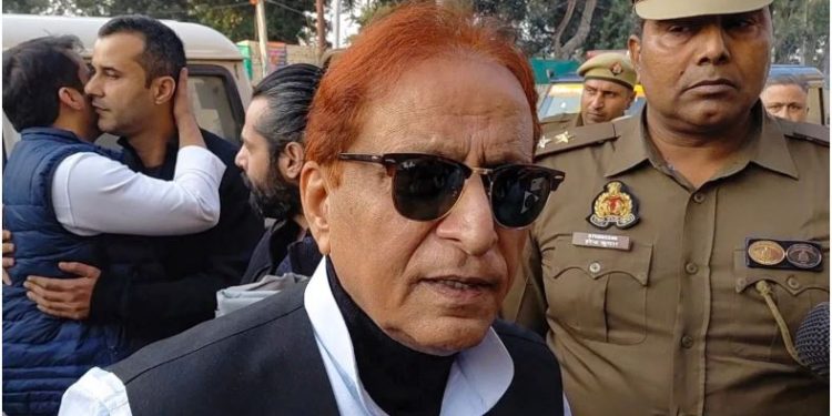 जेल में बंद आजम खां और अब्दुल्ला ने परिवार से मिलने से किया इनकार, पत्नी-बेटे लौटे खाली हाथ