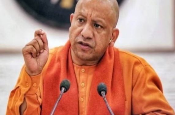 खाद की कालाबाजारी पर लगेगा एनएसए, सीएम योगी का सख्त आदेश; डीएम-एडीएम करेंगे छापेमारी