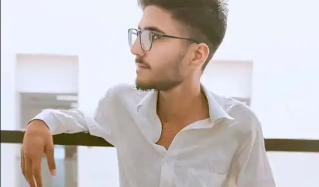 यमुना एक्सप्रेसवे पर बिखर गए सिर के टुकड़े, सड़क हादसे में गलगोटिया यूनिवर्सिटी के छात्र की मौत