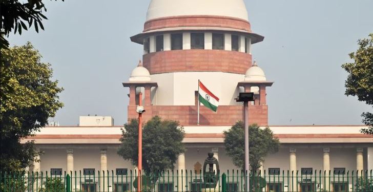 नोएडा थाने में महिला वकील से यौन उत्पीड़न, आरोप के बाद सुप्रीम कोर्ट ने मांगा CCTV फुटेज