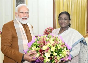राष्ट्रपति भवन में पीएम मोदी और प्रेजिडेंट द्रौपदी मुर्मू की मुलाकात