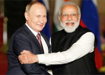 दोस्त पुतिन को PM मोदी से मिले कई उपहार, गीता के श्लोकों से लेकर चाय की मिठास; लिस्ट में और क्या?