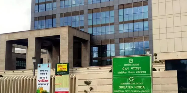 अब ग्रेटर नोएडा के बाजारों से रात में भी उठेगा कूड़ा, बाजारों को साफ-सुथरा बनाने के लिए ग्रेनो प्राधिकरण की पहल